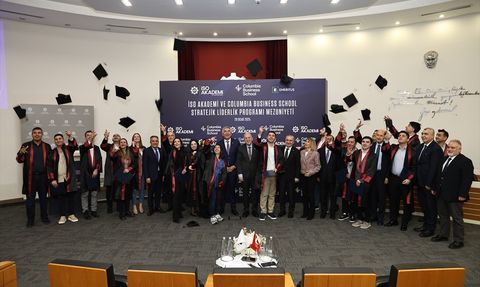İSO Akademi'den İlk Mezunlar: Stratejik Liderlik Sertifikası