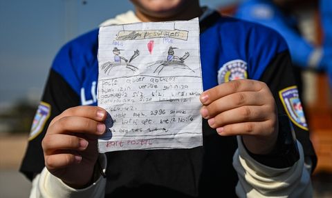 Adana'da İlkokul Öğrencileri Atlı Polislerle Buluştular