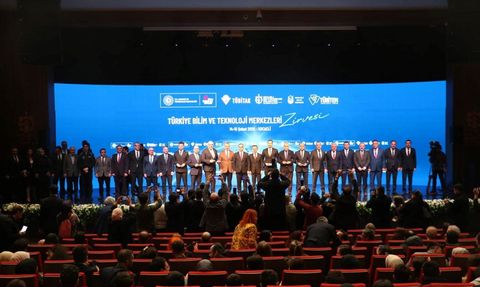 Kocaeli'de 4. Türkiye Bilim ve Teknoloji Merkezleri Zirvesi Gerçekleşti
