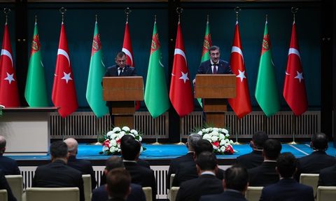 Türkiye ve Türkmenistan Arasındaki Ekonomik İşbirliği Güçleniyor