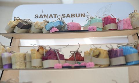 Bolu'da Lise Öğrencileri Atık Yağlardan Sabun Üretiyor