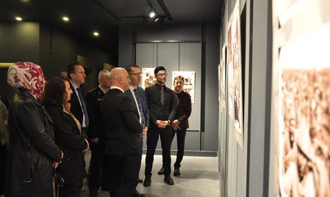 Eskişehir'de 'Ölümsüz Karelerle Çanakkale Fotoğraf Sergisi' Açıldı