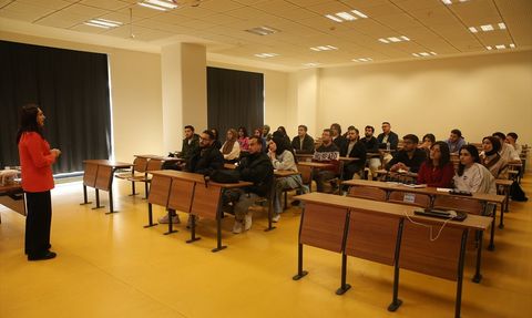 Niğde Ömer Halisdemir Üniversitesi'nde Dijital Tarım Yüksek Lisans Programı Başladı