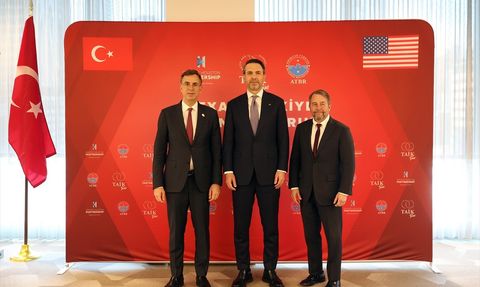 Teksas-Türkiye İş Forumu: Enerji Alanında Stratejik İşbirlikleri Geliştiriliyor