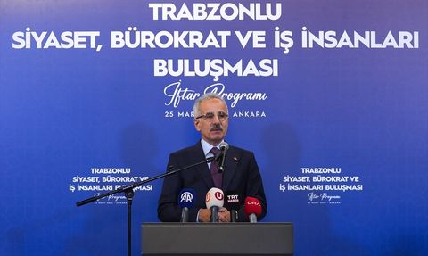 Ulaştırma Bakanı Uraloğlu Trabzon'da İftar Programına Katıldı