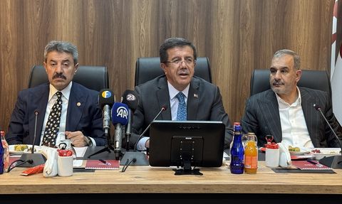 Zeybekci Elazığ'da İş İnsanlarıyla Toplantı Yaptı