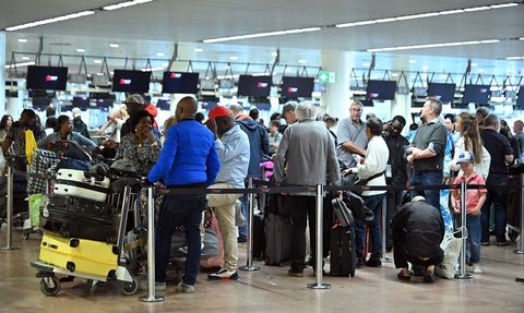 Belçika'da Çalışanlar Çeşitli Nedenlerle Grevde