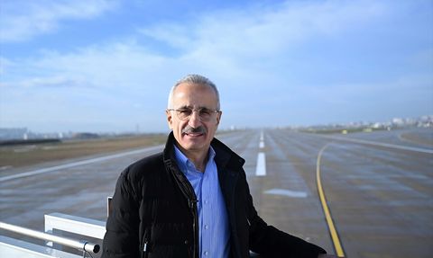 İstanbul Havalimanı'nda Eş Zamanlı Üçlü Pist Operasyonu Başlıyor