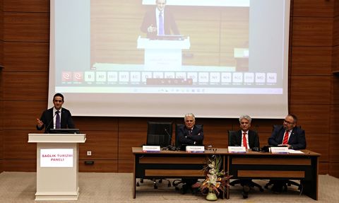 Samsun'da Sağlık Turizmi Paneli: Geleceğin Doktorları İçin Vizyon