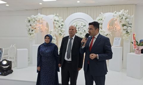 Zonguldak'ta 40. Evlilik Yıldönümü Düğünü: Ailenin Önemi Vurgulandı