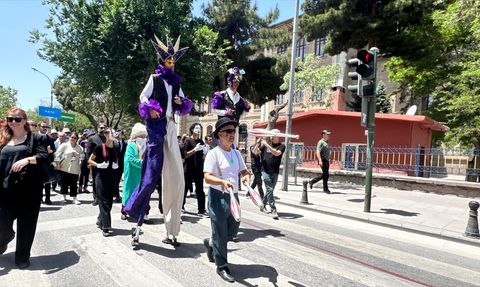 17. Bin Nefes Bir Ses Uluslararası Türkçe Tiyatro Yapan Ülkeler Festivali Başladı