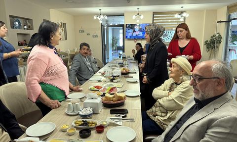 Ardahan'da Huzurevi Sakinleri için Eşsiz Bir Kahvaltı Etkinliği