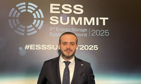 Batarya Depolama Sistemleri: Elektrik Kesintilerine Çözüm