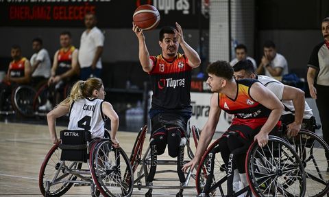Beşiktaş Tüpraş ve Batman Tekerlekli Sandalye Basketbol Takımları Dostluk Maçında Buluştu