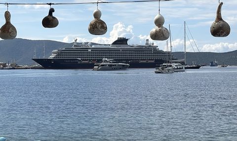 Bodrum'a Lüks Kruvaziyer Ziyareti