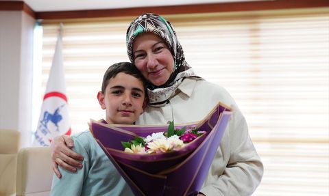 Düzce Belediyesi'nden Anneler Günü Sürprizi