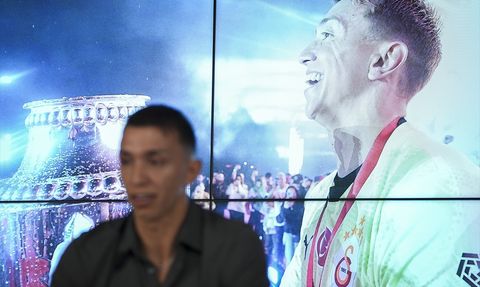 Fernando Muslera Galatasaray'a Veda Ediyor