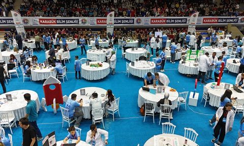 Karabük'te 2. Bilim Şenliği Gerçekleşti