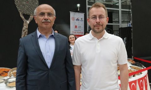 Şef Ömür Akkor, Malatya'da Arapgir Mor Reyhan Şerbeti Etkinliği