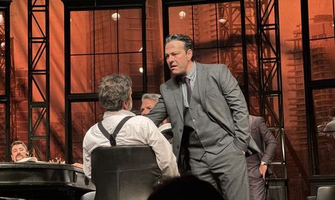 Trabzon'da 12 Öfkeli Tiyatro Oyunu Sahnelendi