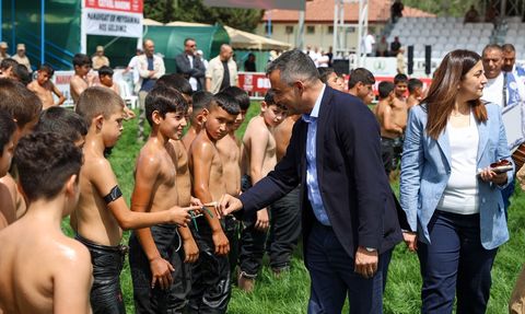 Yağlı Güreş Ligi Manavgat'ta Başladı
