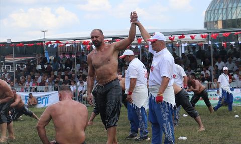 17. Sekapark Altın Kemer Yağlı Güreşleri Kocaeli'de Başlıyor