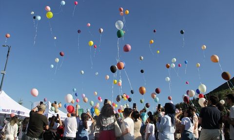 3 Yaşındaki Deniz'in Kanserle Mücadelesine Destek: Balon Uçurma Etkinliği