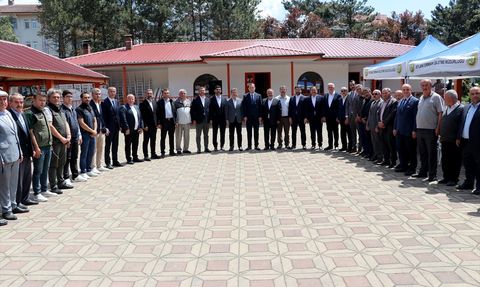 Bakan Yumaklı, Karabük'te Çocukların Geleceği İçin Çalışacaklarını Vurguladı