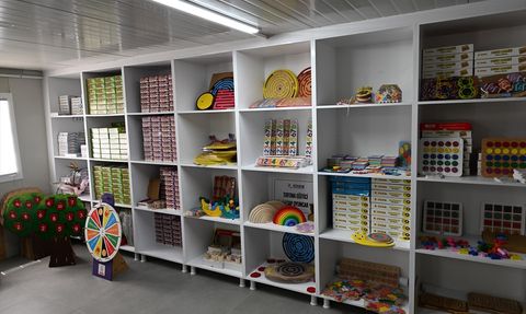 Betül Fırat'ın Ahşap Oyuncakları 4 Ülkeye İhraç Ediliyor