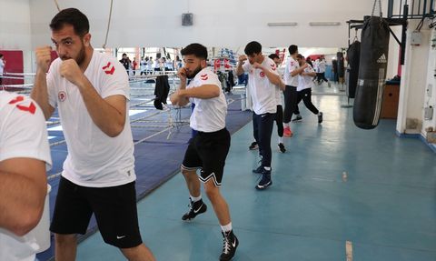 Boks Federasyonu'ndan Kalabalık Kamplar ile Güçlü Kadro Hedefi