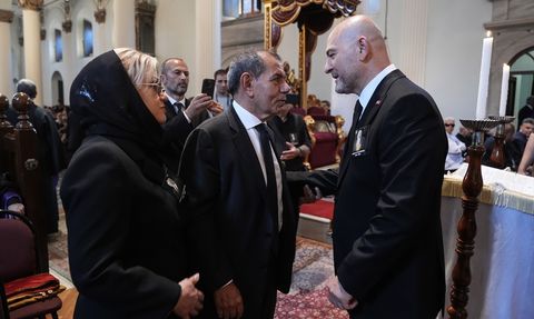 Dikran Gülmezgil İçin Cenaze Töreni Düzenlendi