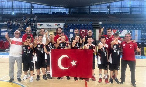 Down Sendromlular Basketbol Milli Takımı Finale Yükseldi