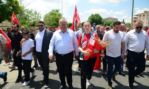 Eylem Engin Coşkuyla Karşılandı