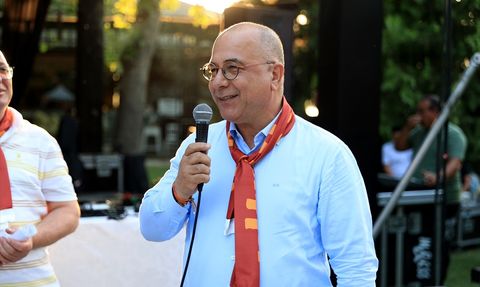 Galatasaray Şampiyonluk Kupasını Meriç Nehri'nde Kaldırdı