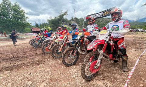 Kumluca'da 2. Karacaören Şenlikleri Coşkuyla Gerçekleşti