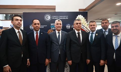 Mersin Ekonomi Zirvesi'nde Ömer Bolat'tan Enflasyon ve İhracat Açıklamaları