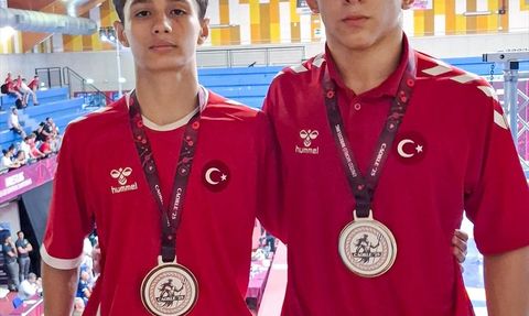 Milli Güreşçilerden 15 Yaş Altı Avrupa Şampiyonası'nda Başarı