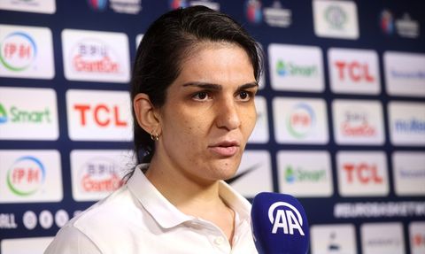 Pelin Bilgiç'ten Yunanistan Maçı Öncesi Mesaj