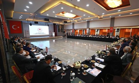 TBMM Zirai Don Komisyonu Mersin'de Narenciye Bahçelerini İnceledi