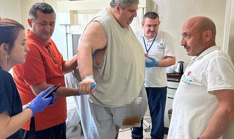 310 Kilogramlık Hastaya Tüp Mide Ameliyatı: Sağlığına Kavuştu