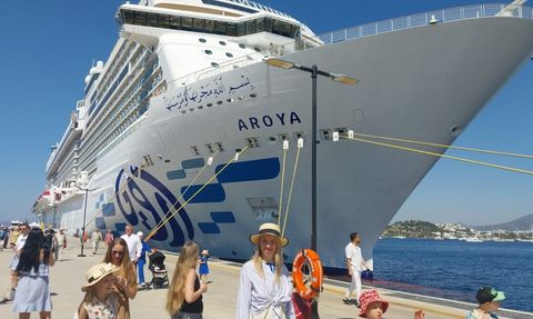 Bodrum'a Aroya Kruvaziyeri Geldi