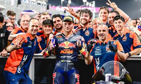 Deniz Öncü, Almanya'da Moto2 Yarışını Kazandı