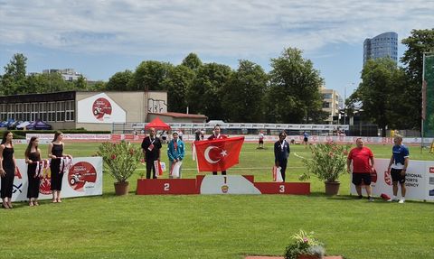 Ebrar Keskin, Çekya'da Altın Madalya Kazandı