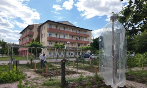 Kayseri Huzurevi'nde Hobi Bahçeleri İle Keyifli Vakit Geçiriliyor