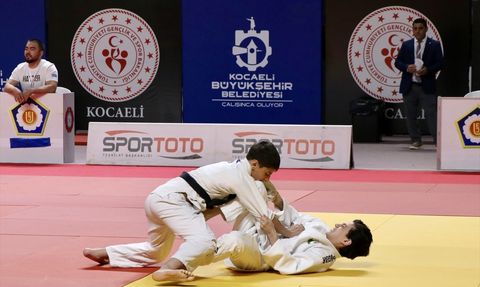 Kocaeli'de Avrupa Yıldızlar Judo Kupası Başladı