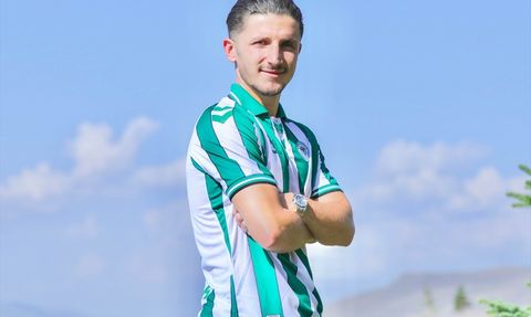 Konyaspor, Enis Bardhi ile Anlaştı