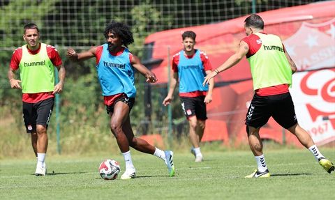 Sivasspor, Bolu Kampında Hazırlıklarını Sürdürüyor