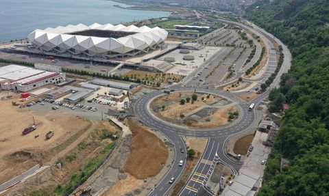 Trabzon Şehir Hastanesi Kavşağı Trafiğe Açıldı