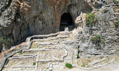 Zindan Mağarası: Tarih ve Doğanın Buluştuğu Yer