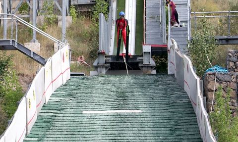 Erzurum'un Kayakla Atlama Kulelerinde Genç Yetenekler Yetişiyor
